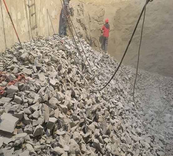 成都電廠灰庫清庫:專業團隊,精細清庫,安全無憂